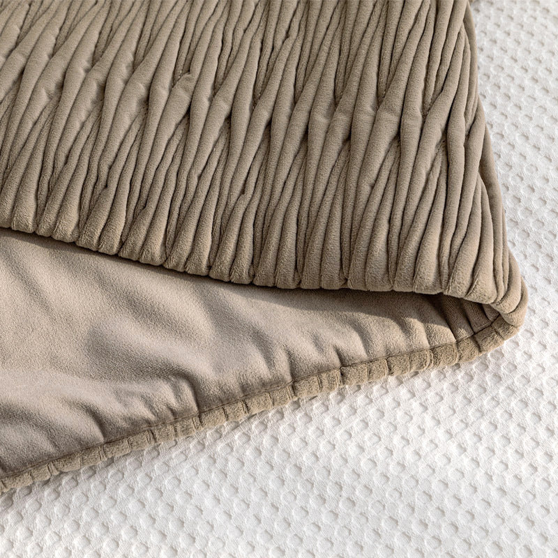 Elegant Bed Runner Pillow Set